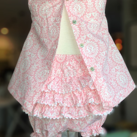 shrimp and grits Other - Shrimp & Grits Kids 3T Swing Top & Ruffle Bottom